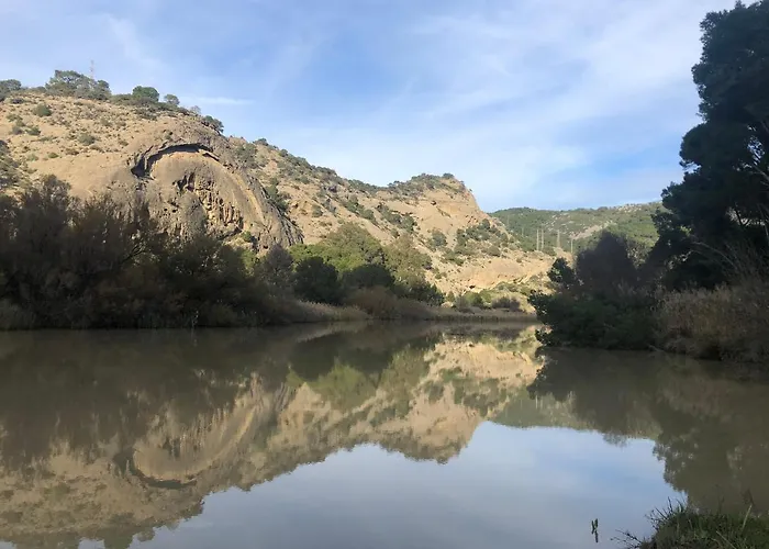 Studio Apartment In Ardales, Cerca El Caminito Del Rey Y Embalses